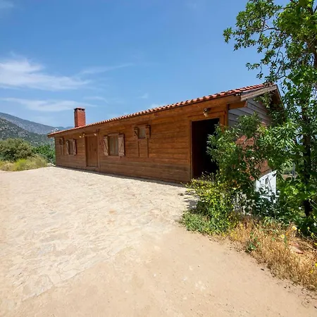 Wooden House Surrounded By Nature In Datca Apartman Palamutbuku